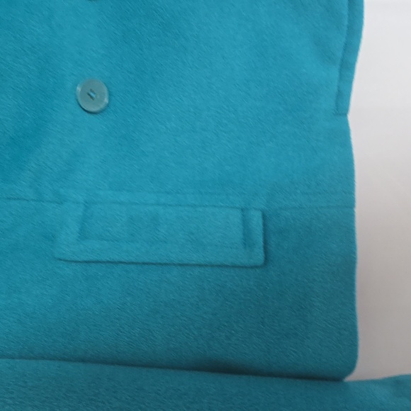 Coat/Jacket - Picture 2 of 9